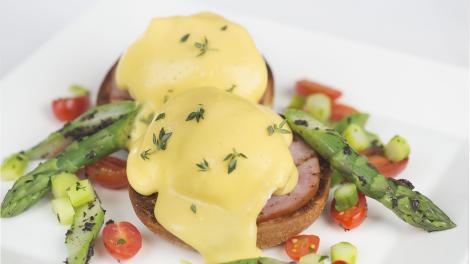 Eggs Benedict at the Waldorf Astoria Hotel in New York City Eggs Benedict at the Waldorf Astoria Hotel in New York City