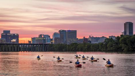 Kayaking in Richmond, Virginia Kayaking in Richmond, Virginia