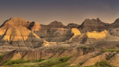 Light illuminates the Badlands Light illuminates the Badlands