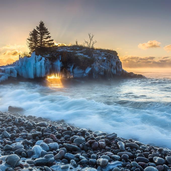 There is enough water in Lake Superior to cover all of North and South America in .3 meters of water. There is enough water in Lake Superior to cover all of North and South America in .3 meters of water.