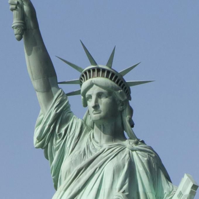 The seven rays on the crown of the Statue of Liberty represent the seven continents. The seven rays on the crown of the Statue of Liberty represent the seven continents.