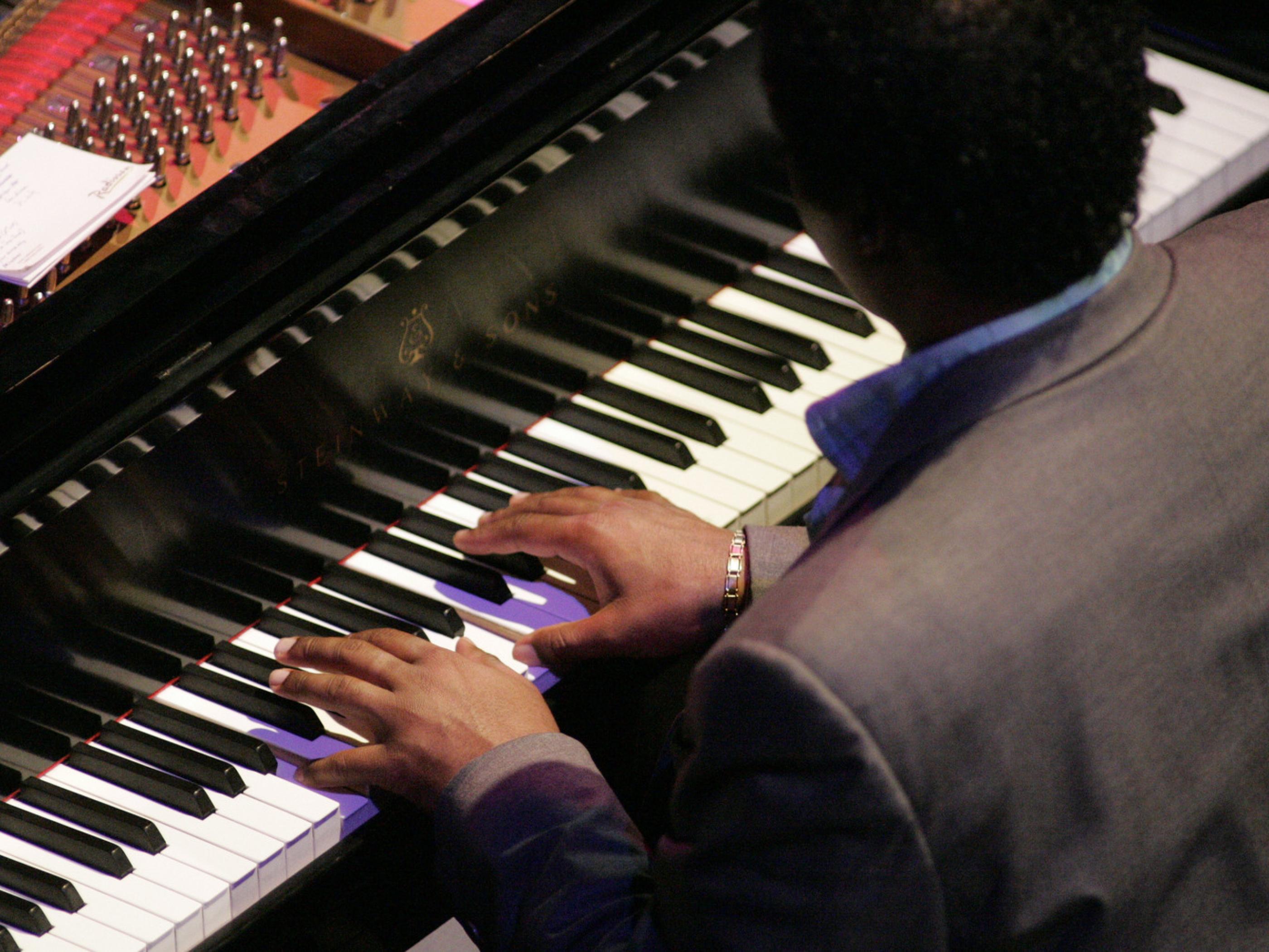 Tickling the ivories at Gilmore International Keyboard Festival Tickling the ivories at Gilmore International Keyboard Festival