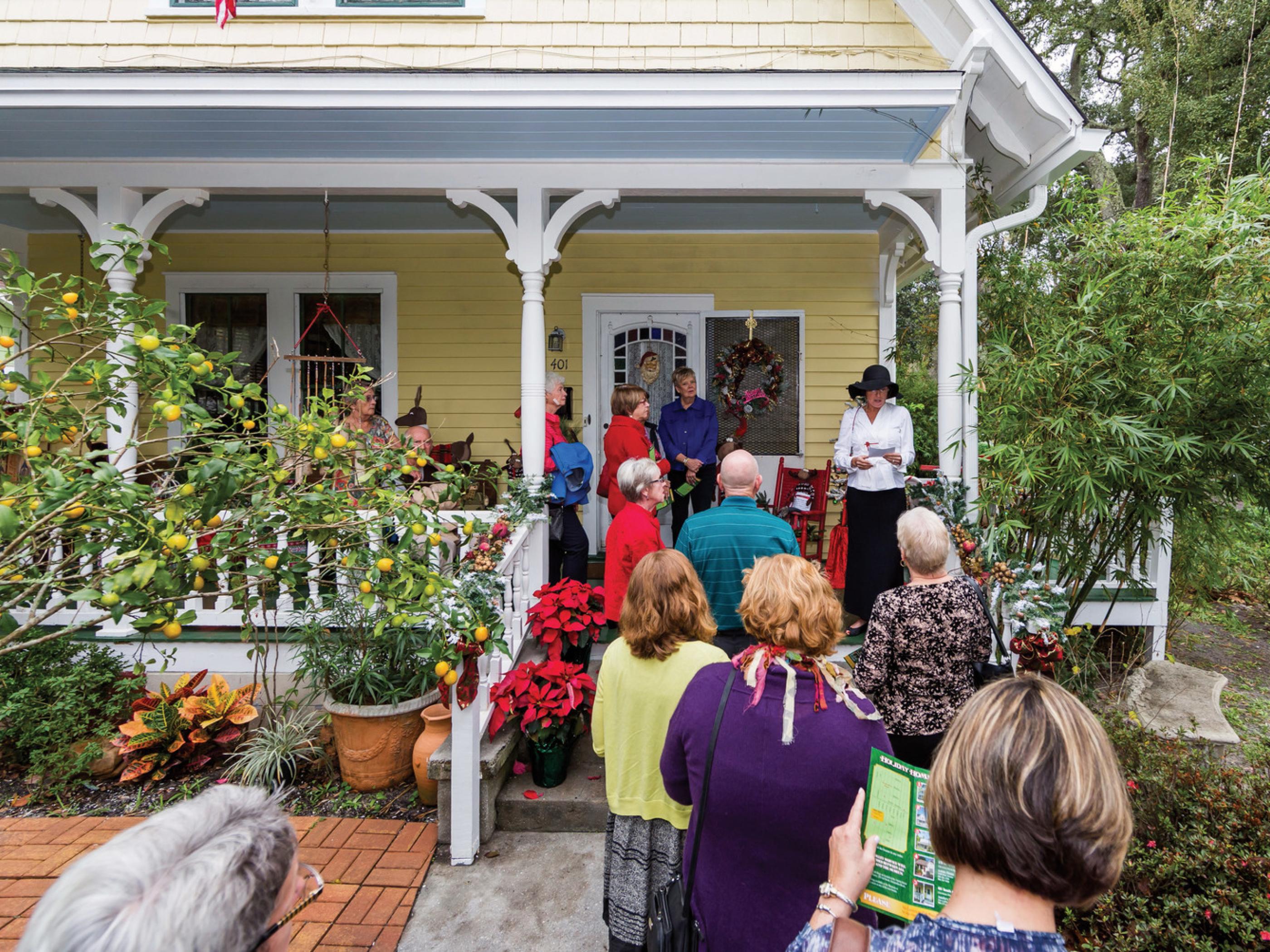 Touring historic and elegant homes during the Amelia Island Museum of History Holiday Home Tour Touring historic and elegant homes during the Amelia Island Museum of History Holiday Home Tour