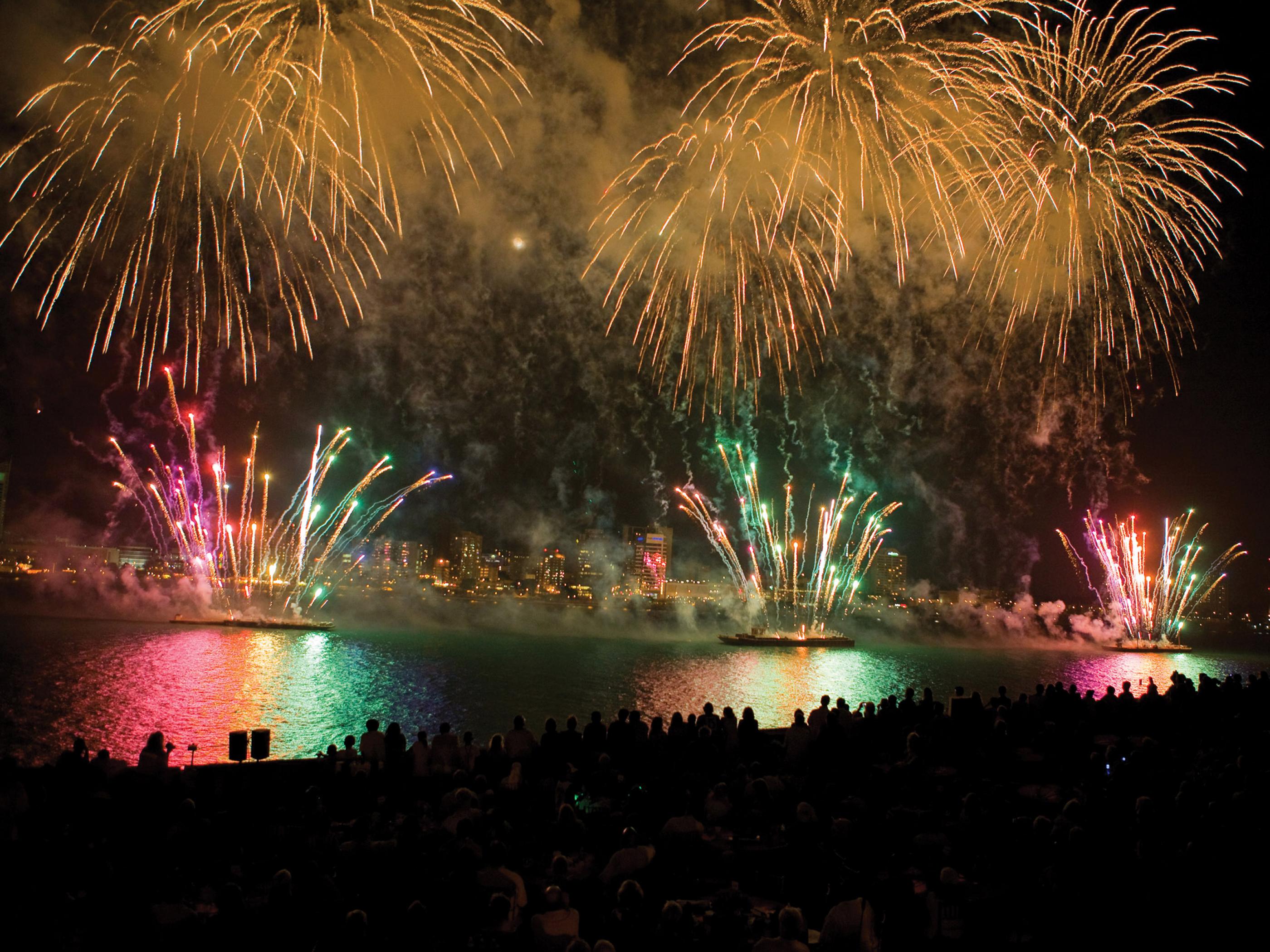 Ford Fireworks show along the Detroit River to kick off Independence Day festivities Ford Fireworks show along the Detroit River to kick off Independence Day festivities