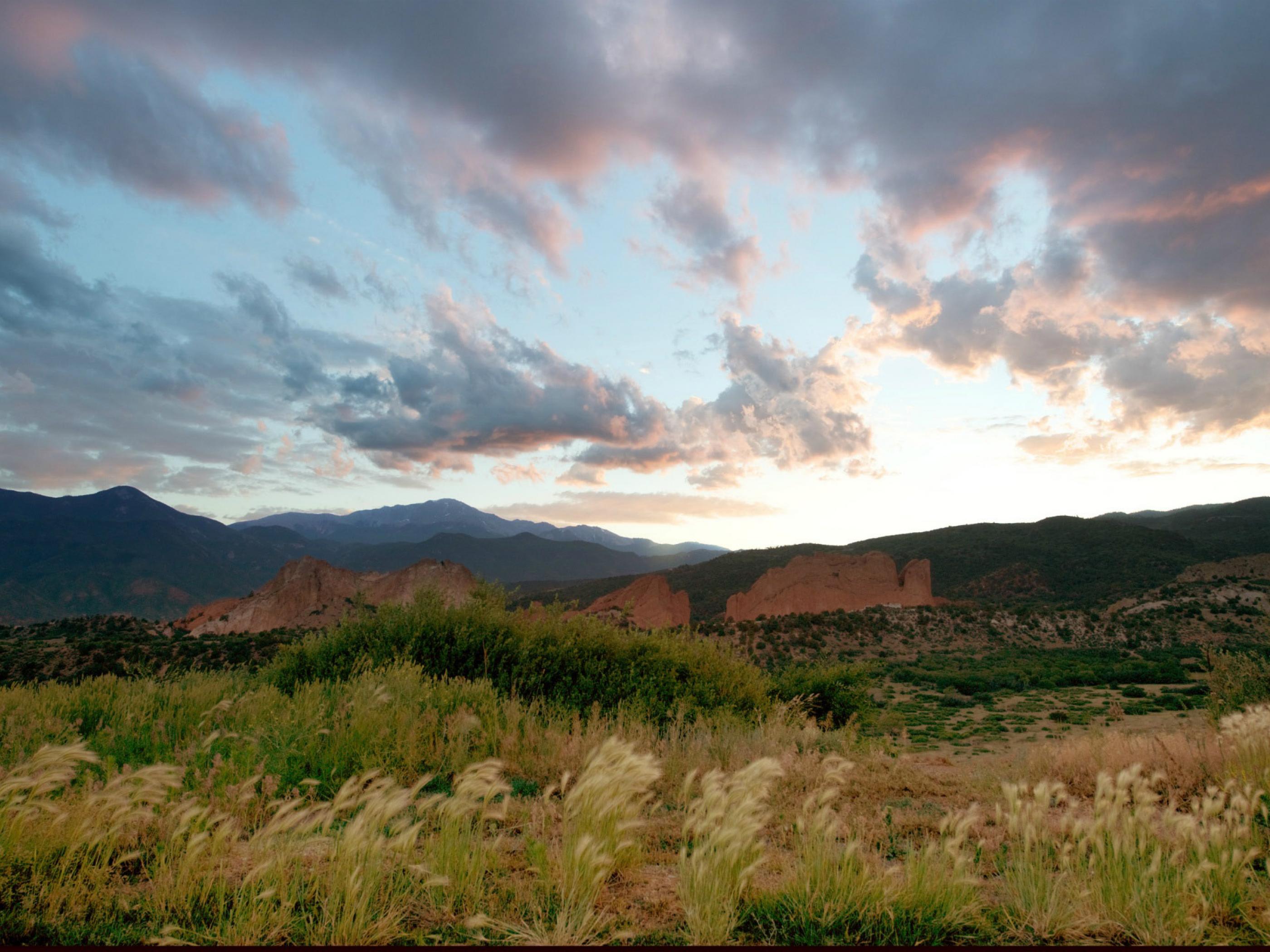 The soft hues of Garden of the Gods at daybreak The soft hues of Garden of the Gods at daybreak