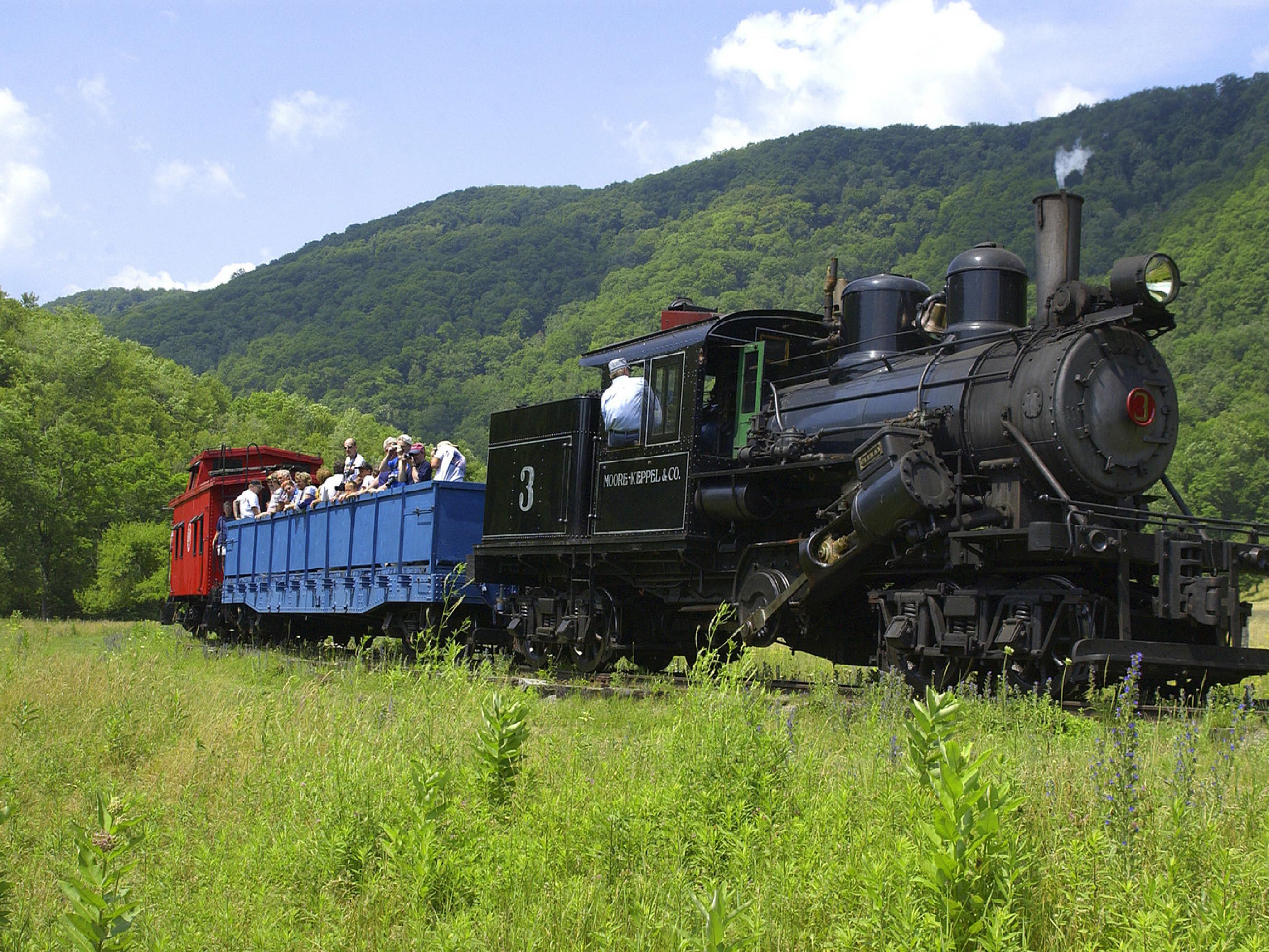 Taking a ride along the Durbin & Greenbrier Valley Railroad Taking a ride along the Durbin & Greenbrier Valley Railroad