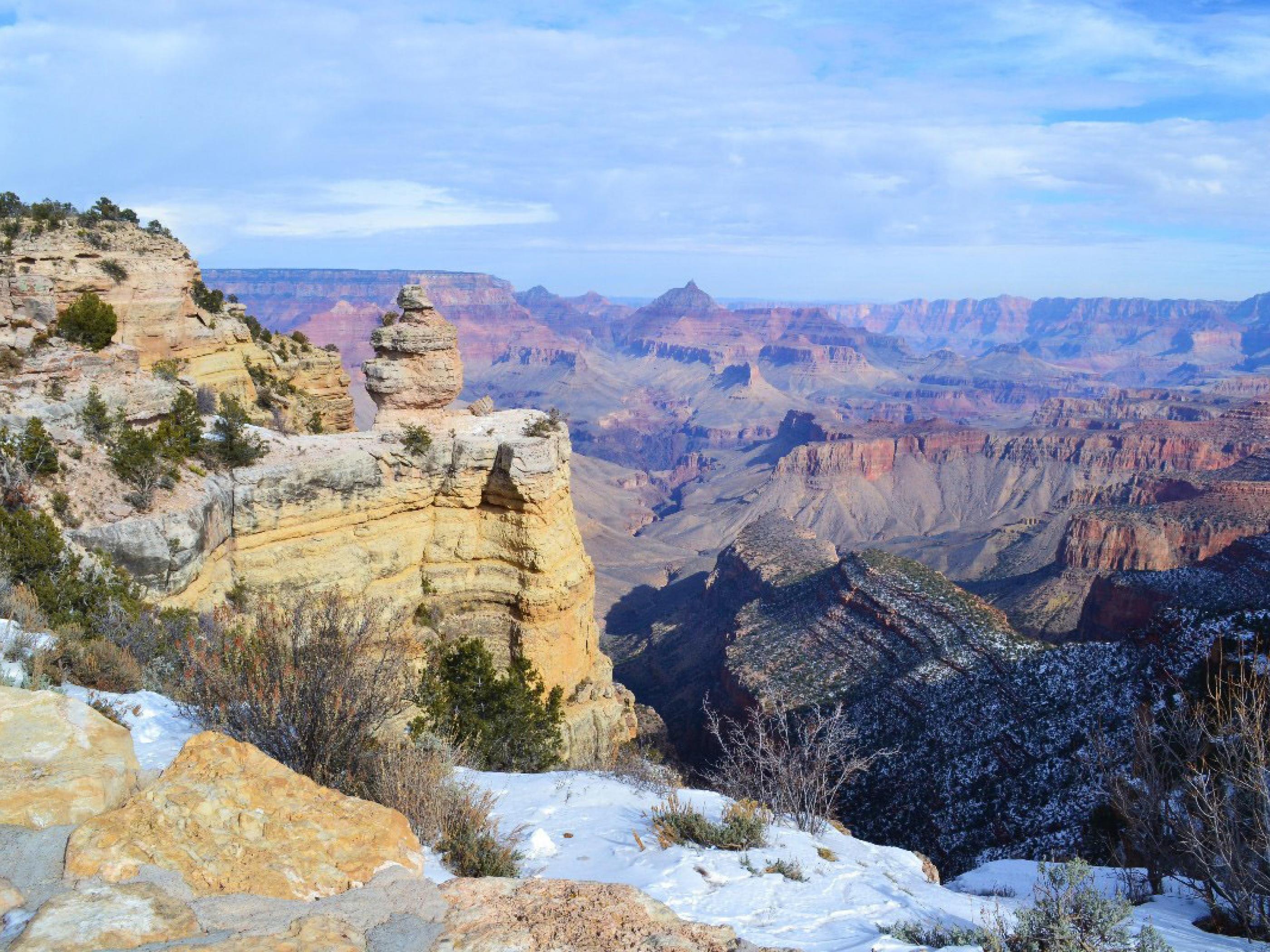 Looking out over Grand Canyon National Park Looking out over Grand Canyon National Park