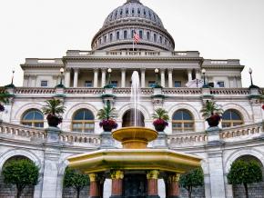 美國國會大廈壯麗絕倫的外牆 美國國會大廈壯麗絕倫的外牆