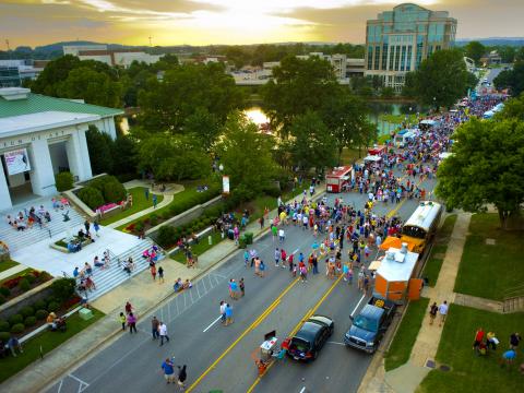 Aerial view of a Huntsville Food Truck Rally Aerial view of a Huntsville Food Truck Rally
