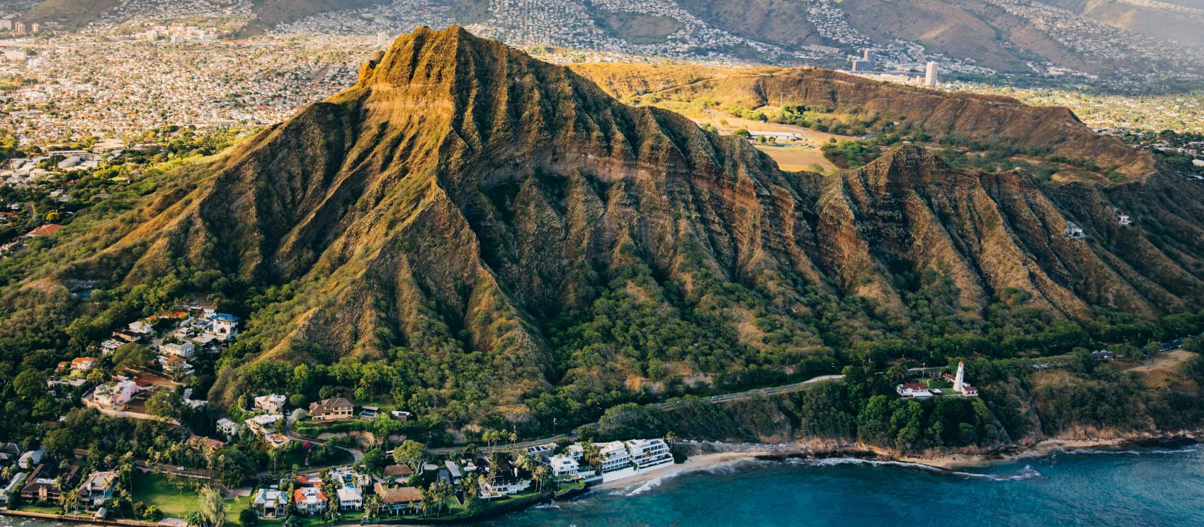 The ancient volcanic cone Lēʻahi, also known as Diamond Head, on Oʻahu The ancient volcanic cone Lēʻahi, also known as Diamond Head, on Oʻahu
